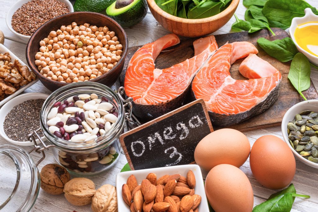 Bổ sung omega 3 vào chế độ dinh dưỡng cho người thoát vị đĩa đệm