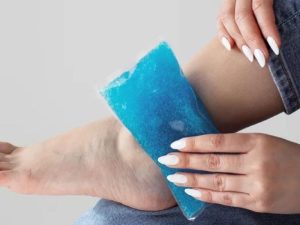 Sơ cứu nhanh ngay sau khi bị bong gân