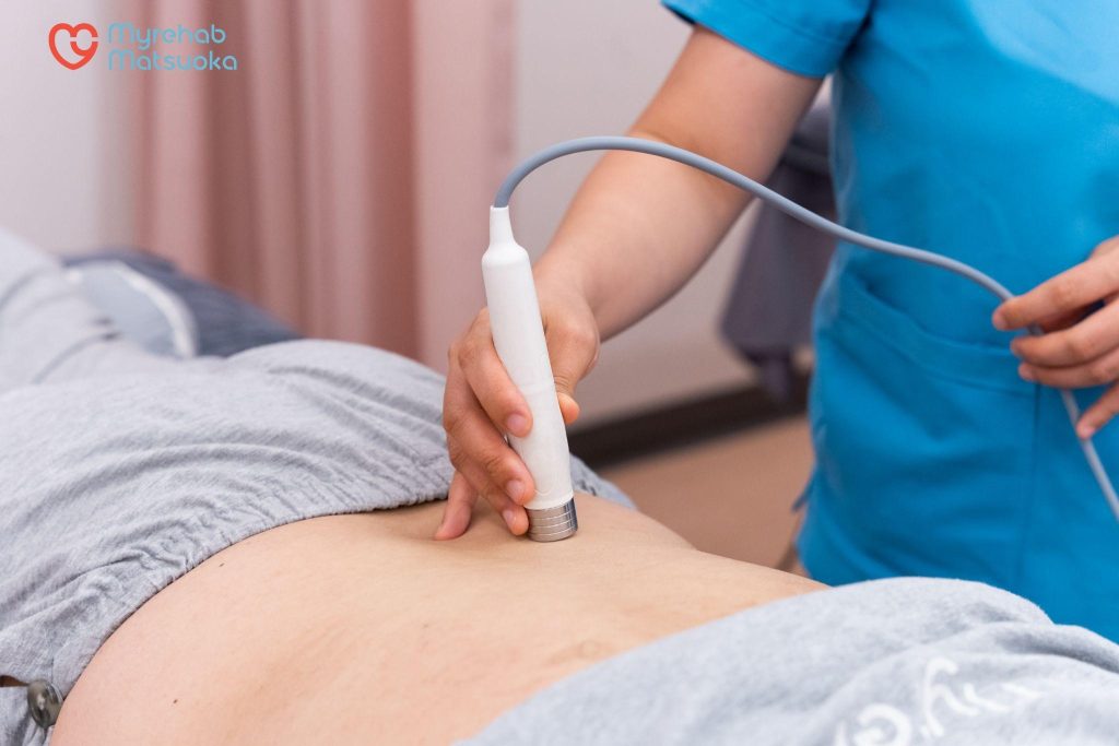 Ứng dụng nhiệt trị liệu trong trị liệu thoát vị đĩa đệm tại Myrehab Matsuoka