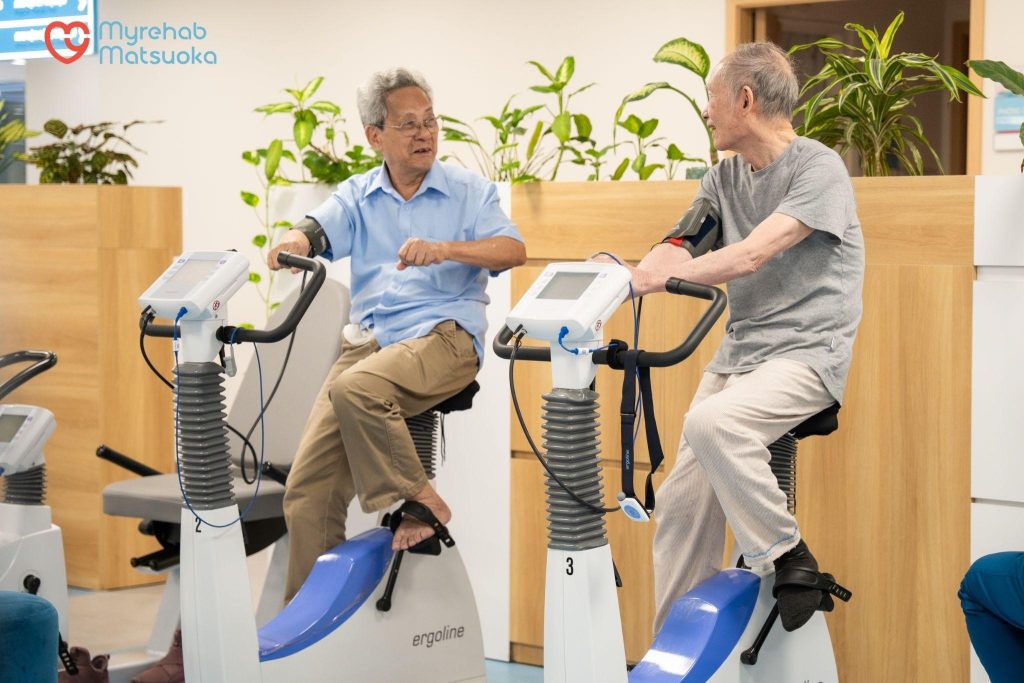 Phục hồi chức năng tim mạch bằng xe đạp lực kế tại Myrehab Matsuoka