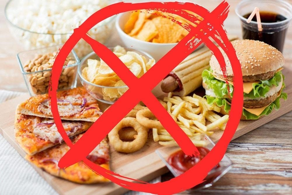 Hạn chế tiêu thụ các loại đồ ăn nhanh