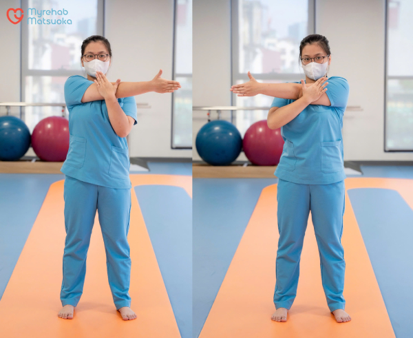 Bài tập khởi động - kéo giãn cơ cánh tay