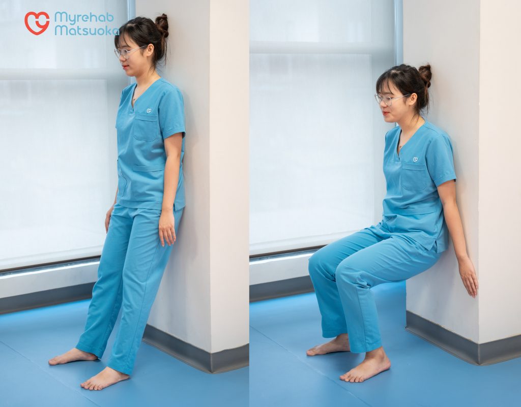 Squat dựa tường giúp tăng sức bền cơ đùi trước trong môi trường có kiểm soát