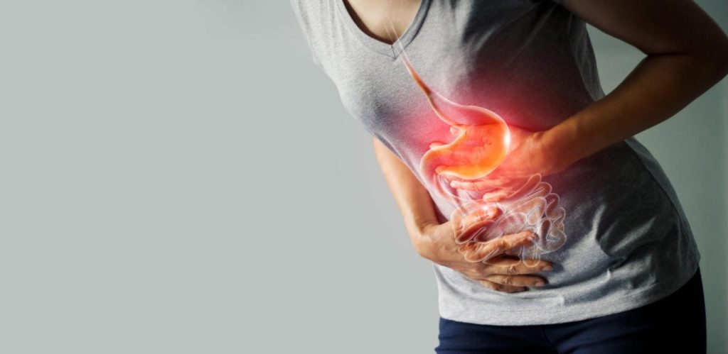 Sử dụng thuốc chống viêm quá liều hoặc trong thời gian dài có thể gây viêm loét dạ dày