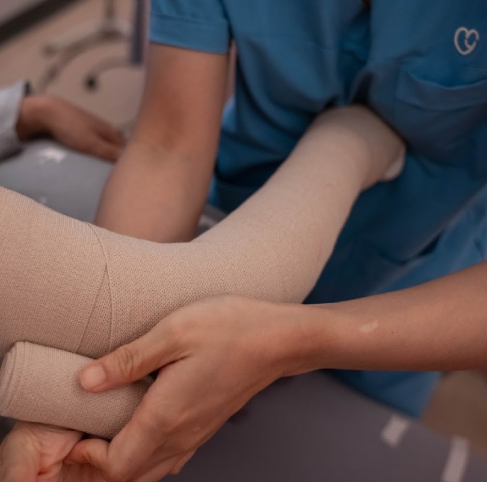 PHCN phù bạch mạch tại trung tâm Myrehab Matsuoka