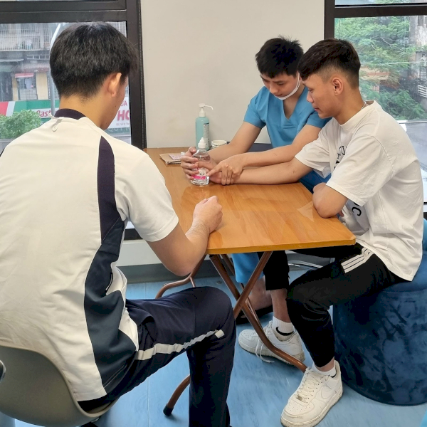 Vật lý trị liệu giúp cải thiện chất lượng cuộc sống, giảm thiểu đau nhức
