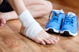 Tự điều trị tại nhà sau khi gặp chấn thương thể thao