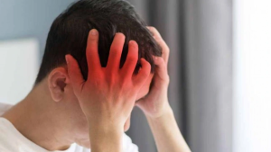 Say nắng và đột quỵ có triệu chứng gần giống nhau