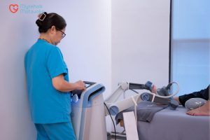 Sử dụng sóng ngắn dòng xung trong điều trị lật sơ mi cổ chân giúp giảm viêm, chống đau an toàn và hiệu quả