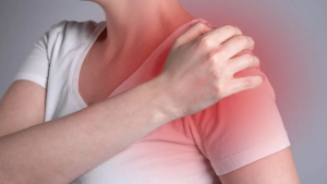 Nhận biết viêm gân vôi hoá chóp xoay sớm để điều trị kịp thời